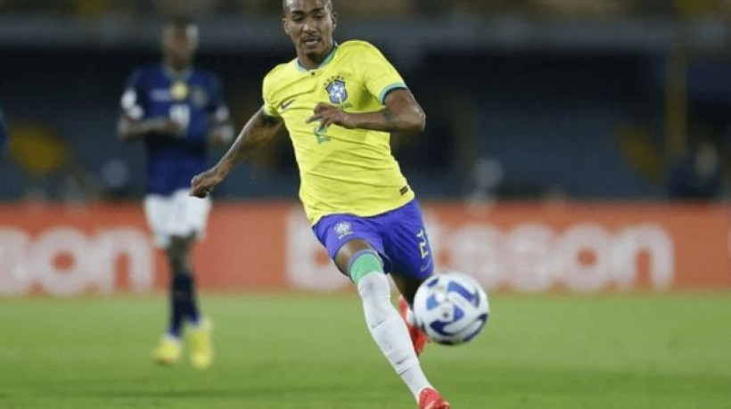 Lateral-direito do Bayer Leverkusen abre o coração ao Jogada10, fala de vida na Europa, projeta 2025/2026 e enaltece escolinha no Brasil