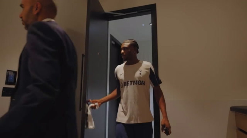 Bastidores do primeiro dia de Kudus no Tottenham