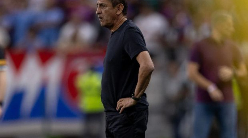 Ramón Díaz é cotado no Fortaleza. Treinador argentino já salvou Vasco e Fortaleza do rebaixamento no Brasileirão. 