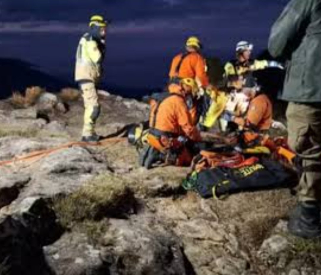 A criança passou 10 horas sem socorro, apesar do esforço da equipe. Mas os 
socorristas chegaram ela já estava sem vida a 70 metros do local da queda. 