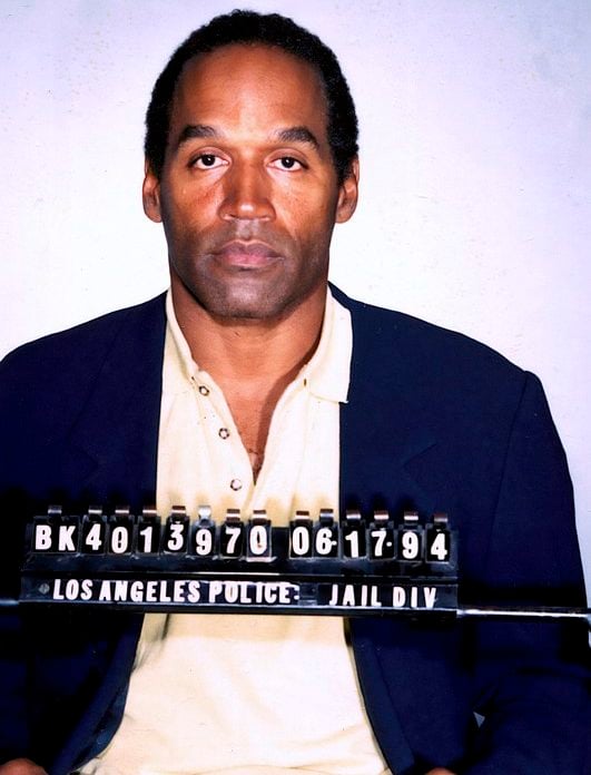 Em 2008, O.J. Simpson foi considerado culpado por um roubo à mão armada em um hotel-cassino de Las Vegas. O caso tinha acontecido um ano antes. 