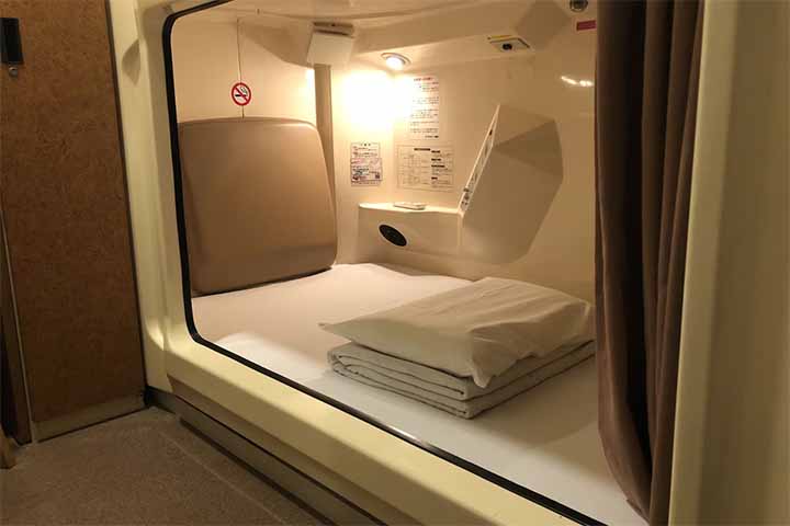 O mesmo vale para o despertador: para não incomodar os outros, muitos hotéis usam alarmes de luz em vez de sons.