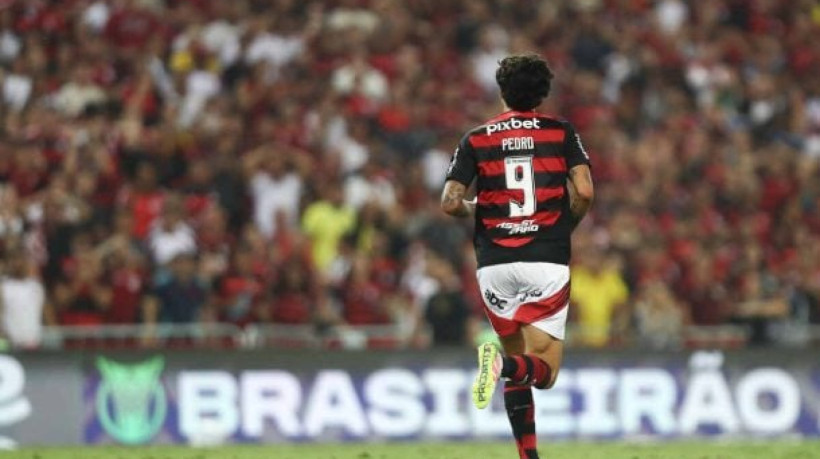 Clube pretende solucionar caso internamente, porém ainda não se sabe se atacante estará entre os relacionados contra o Santos