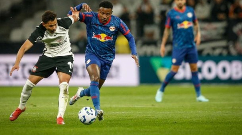 Timão encara o Ceará nesta quarta-feira sem Memphis Depay e Romero, suspensos, além de Yuri Alberto lesionado