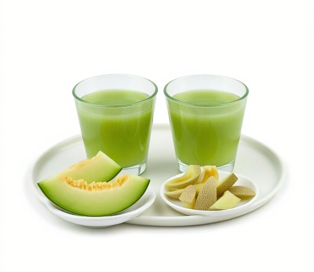 Casca de melão: Hidratante e diurética, auxilia na eliminação de toxinas e melhorar a saúde renal. Contém vitamina C, vitamina A e pequenas quantidades de vitaminas do complexo B.
