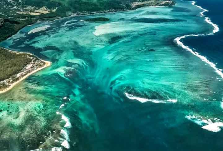 A monumental cachoeira submarina no Atlântico Norte chega a 160 km de largura. 