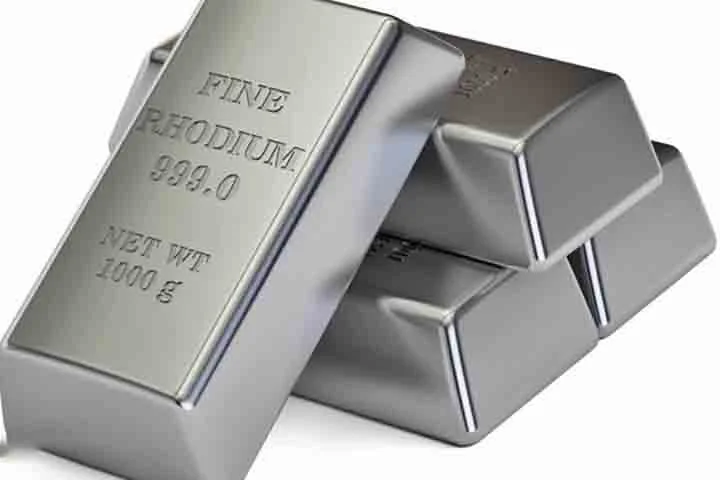 Essa combinação de demanda em alta e oferta em baixa cria grande incerteza no mercado. Há uma década, o preço do ródio era de US$ 10 mil por onça (28 gramas), valor que despencou para US$ 1 mil em 2009.