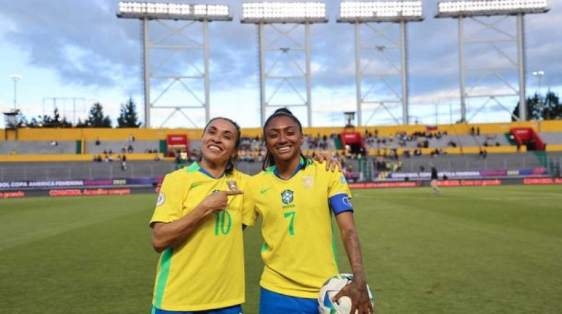 Atacante fez três gols na vitória da Seleção sobre a Bolívia por 6 a 0, nesta quarta-feira (16), pela Copa América feminina