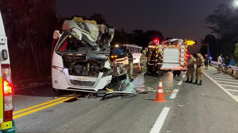 Acidente aconteceu durante a madrugada desta quarta-feira, 16