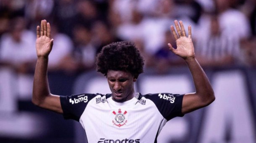 Após 151 dias sem marcar, atacante faz o gol do triunfo por 1 a 0 sobre o Ceará pelo Campeonato Brasileiro