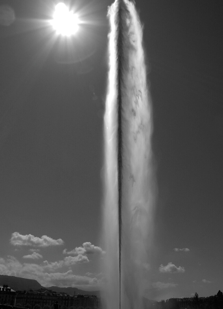 Foi, então, instalada uma válvula de segurança, com a qual podia ser controlada a pressão. Ao abri-la, uma fonte de água jorrou para o alto. A fonte tinha apenas 30 metros de altura, só podia ser vista à noite e encontrava-se no final do edifício da central elétrica.