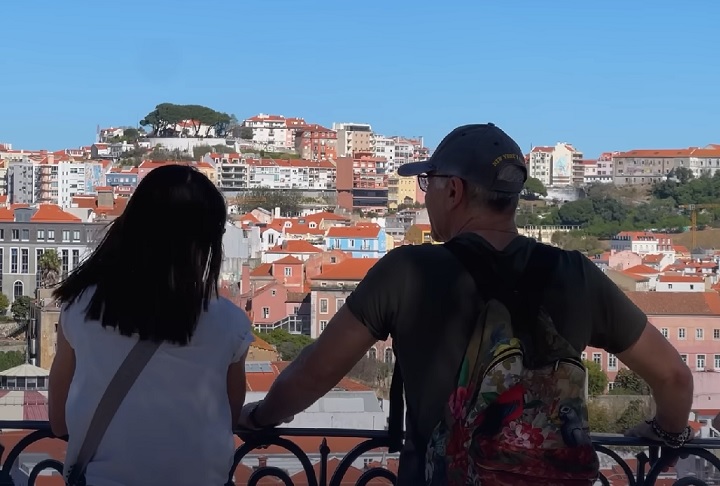 É uma mistura natural que está a acontecer. Não é uma invasão. E está longe de ser uma colonização, é mais uma partilha, disse ele.