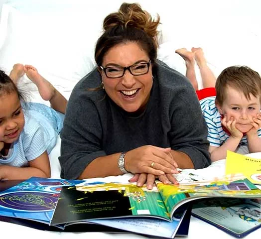 Houve versões do programa em mais de 40 países. O original britânico teve seis temporadas, enquanto a versão americana foi exibida na rede ABC. 
