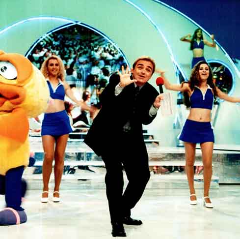 Foi em janeiro de 1993 que o apresentador teve o seu grande sucesso: Domingo Legal, no qual ficou por 16 anos. O programa teve quadros que marcaram a TV como: Táxi do Gugu ,Sentindo na Pele, Essa Nota Vale uma Nota, Duetos, Banheira do Gugu, Helicóptero do Gugu.