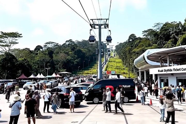 Autoridades locais confirmaram que o teleférico nunca existiu e alertaram sobre a importância de verificar informações antes de compartilhá-las. 