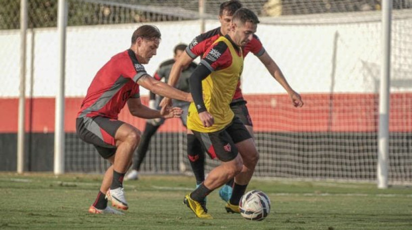 Buscando vencer para seguirem com acesso à elite, os times entram em campo nesta sexta-feira (18) na Série B