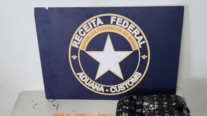 Comprimidos apreendidos pela Receita Federal em operação no Aeroporto de Fortaleza