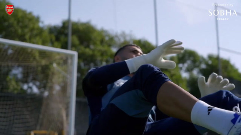 Raya e Kepa disputam titularidade em treino do Arsenal