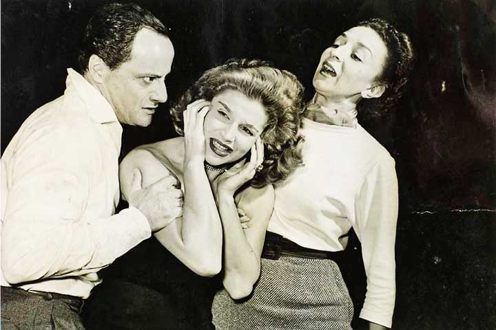 O Romantismo, então, foi o grande responsável por trazer forças ao teatro brasileiro no século XIX, sendo impulsionado por célebres escritores como Martins Pena, Gonçalves de Magalhães, João Caetano, José Alencar e Machado de Assis.