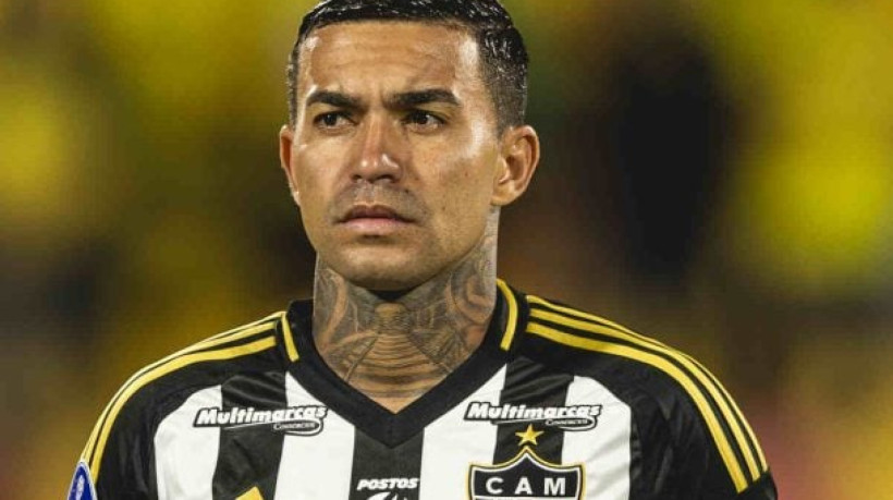 Atacante foi punido com seis jogos de suspensão, além de multa, por ofensas proferidas contra Leila Pereira