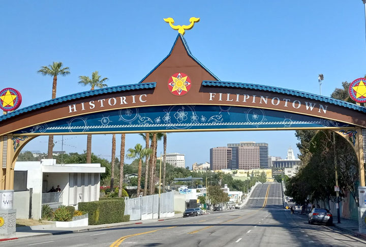 Abrindo o top-5 está a Filipina Histórica, em Los Angeles, cidade litorânea nos EUA. O bairro, como o nome sugere, respira história e cultura filipina. É um bairro residencial, mas com agradáveis cafés, teatros e museus. 