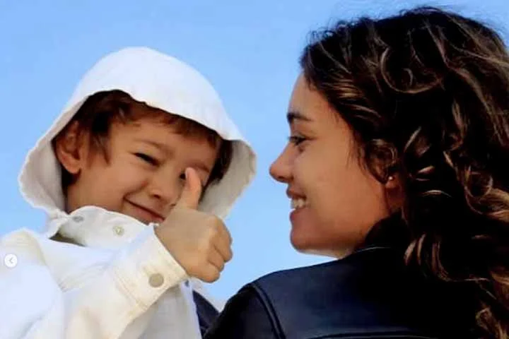 Entre 2015 e 2024, Sophie Charlotte foi casada com o ator Daniel de Oliveira, com quem teve um filho, Otto, que nasceu em 2016.
