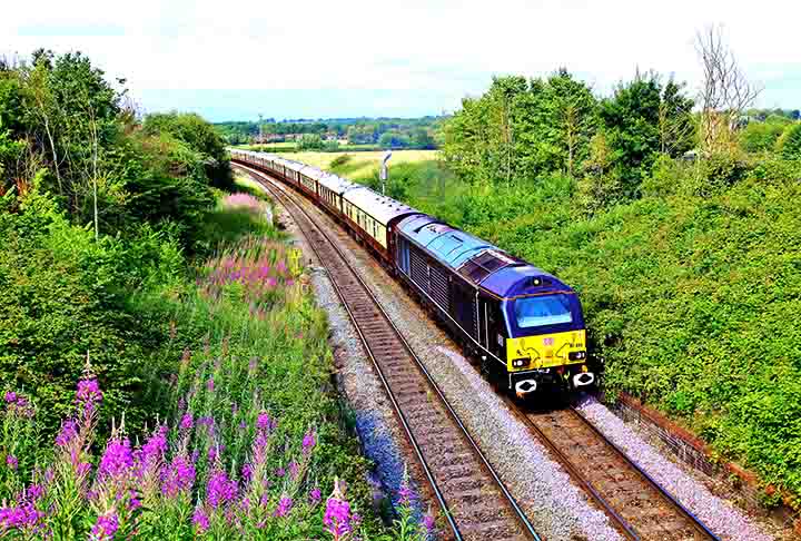 2º) British Pullman, a Belmond Train (pontuação do leitor: 91,11): Operado pela Belmond, o British Pullman leva os passageiros em uma viagem no tempo pela Inglaterra. 