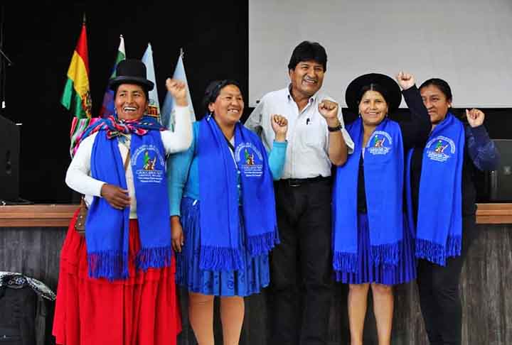 Embora a presença indígena exista em todos esses países, a preservação da cultura, língua e terras varia amplamente. Em alguns países, como Bolívia e Guatemala, as populações indígenas são bastante numerosas e politicamente significativas. Em outros, como Argentina e Uruguai, muitos povos indígenas foram praticamente dizimados ou assimilados, mas suas influências culturais permanecem.