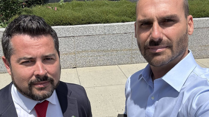 ￼EDUARDO Bolsonaro, ao lado de Paulo Figueiredo, em ação nos EUA