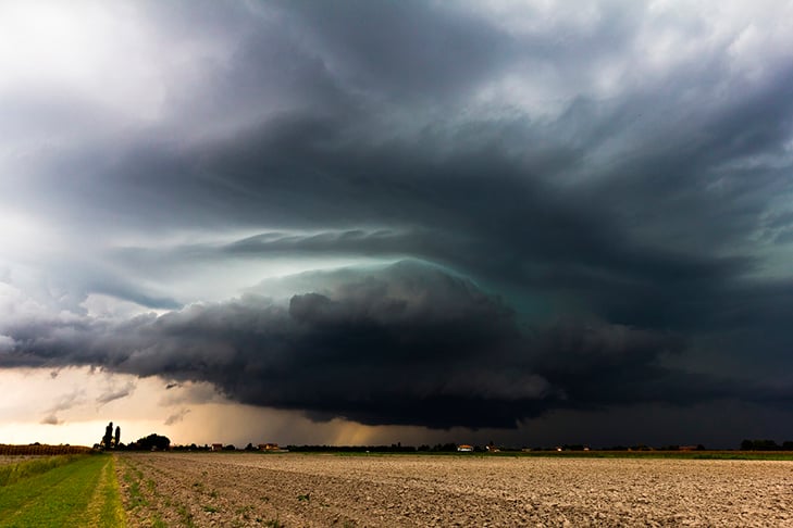 Certas pessoas são como nuvens: quando somem, o dia fica lindo