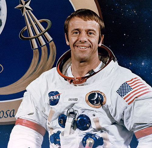Alan Shepard - Nascido em 18/11/1923. Formado pela Academia Naval dos EUA/Colégio de Guerra Naval. Pisou na Lua em 5/2/1971. Morreu em 21/7/1998, aos 74 anos. 