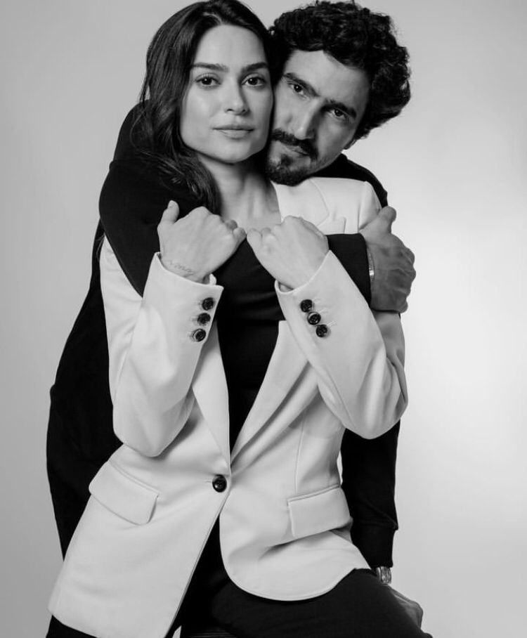 Depois de atuarem juntas em Malhação, as duas atrizes firmaram ainda mais o carinho uma pela outra. Fiorella fé uma das madrinhas de casamento de Thaila com Renato Góes em outubro de 2019.