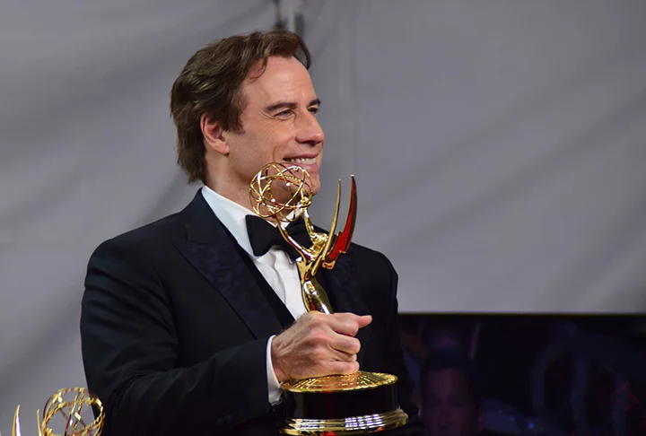 Travolta ainda não conquistou um Oscar,  mas tem um Globo de Ouro, por seu trabalho em Get Shorty (Pegue leve), em 1996, além de duas indicações ao Oscar e outros prêmios como Emmy e Blockbuster. 