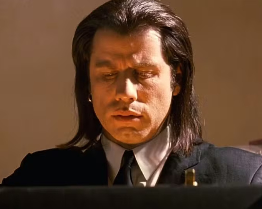 Tanto que , após ganhar o mundo em Grease, nós Tempos da Brilhantina e outros bons filmes, entrou em fase de baixa, mas se reergueu de forma arrebatadora em Pulp Fiction, com direção de Quentin Tarantino. 