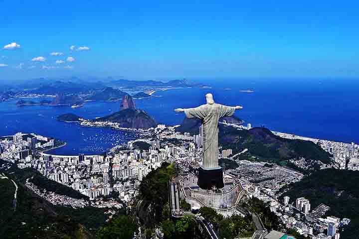 O Rio de Janeiro receneu elogios pelo cenário cultural vibrante, pontos turísticos icônicos e infraestrutura aprimorada. 
