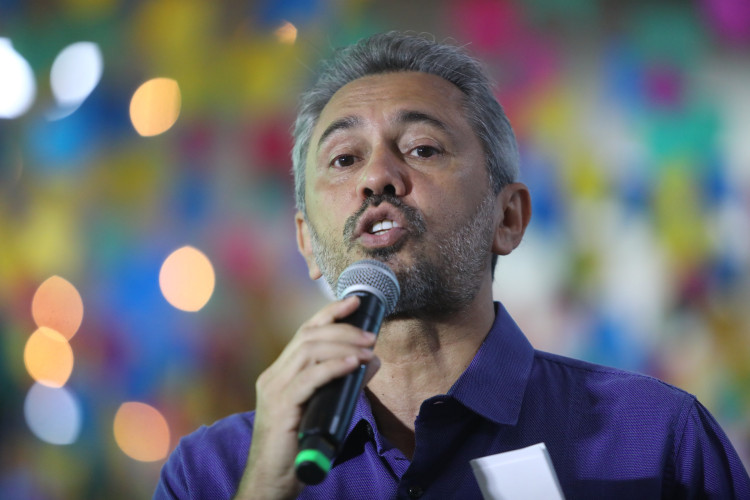 FORTALEZA-CE, BRASIL,21.07.2025: Elmano de Freitas, governador. Premiação dos Cras do Governo do Estado. Cidade Mais infância.  (Fotos: Fabio Lima)