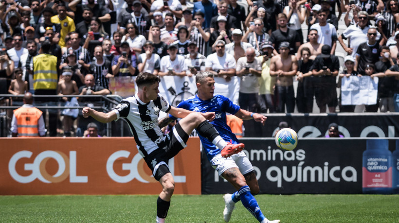 Corinthians e Cruzeiro se enfrentam hoje, 23, pelo Brasileirão. 