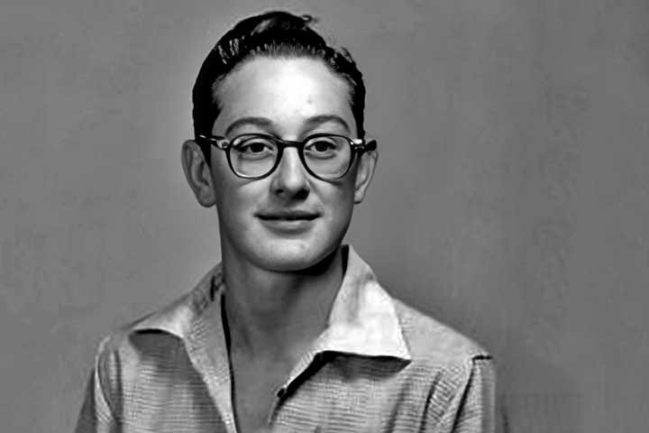 Desde cedo, Buddy foi imerso em um ambiente musical. Aprendeu a tocar diversos instrumentos como violino, piano e violão, com grande apoio de sua família.