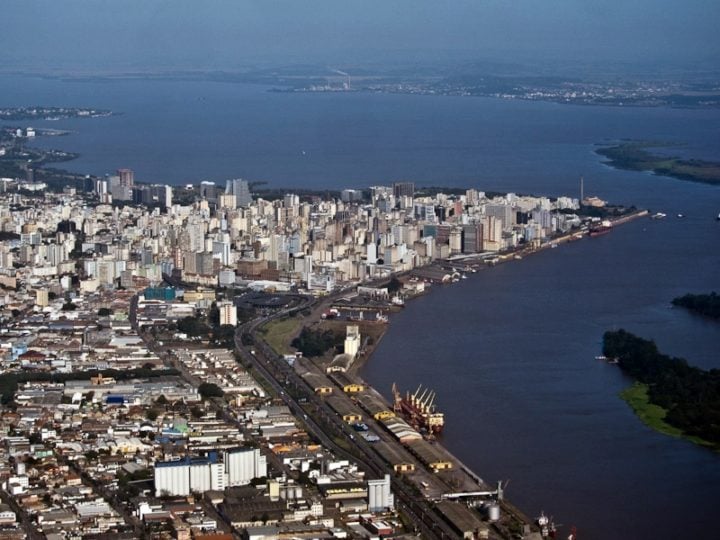 Porto Alegre (Capital do Rio Grande do Sul ) - Apelido: Poa. População: 1,5 milhão