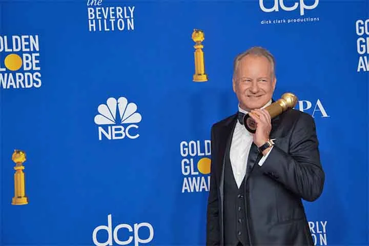 Além disso, Skarsgård tem um sólido trabalho com Hans Petter Moland. Foram quatro filmes com o cineasta norueguês: “Aberdeen”, “Um Homem um Tanto Gentil”, “O Cidadão do Ano” e “Em Ordem de Desaparecimento”.
