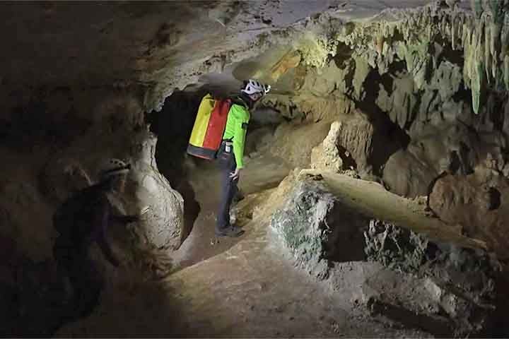 A visita a essa reserva promove uma experiência cultural autêntica pela interação com comunidades locais e valorização de saberes tradicionais do povo Xakriabá.
