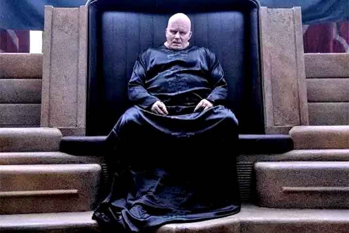 Em “Duna”, de 2021, e “Duna 2”, de 2024, ambos do diretor  Denis Villeneuve, Interpretou o Barão Vladimir Harkonnen, vilão ameaçador da história. Seu desempenho nos filmes recebeu rasgados elogios.
