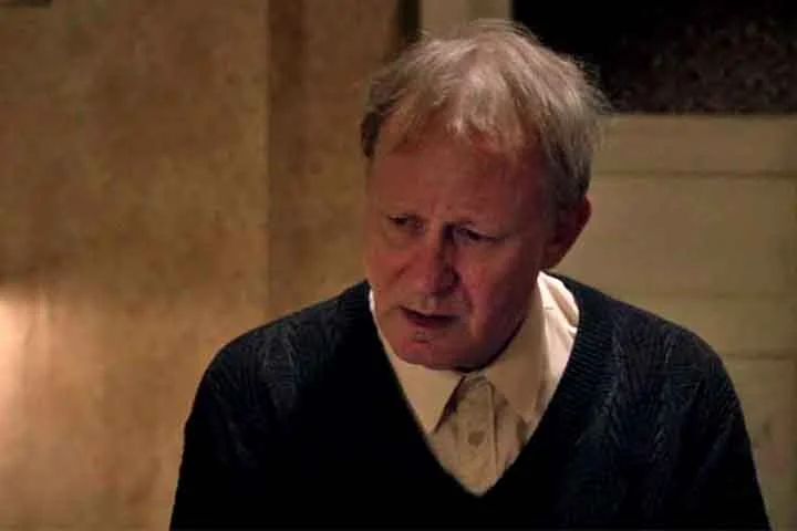 Uma das parcerias mais famosas do ator é com o dinamarquês Lars von Trier. Ele atuou em seis filmes do diretor, incluindo os badalados “Dançando no Escuro”, “Dogville” e “Melancolia”. 
