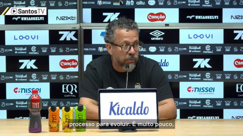 Cleber Xavier admite baixo desempenho ofensivo e diz compreender torcida