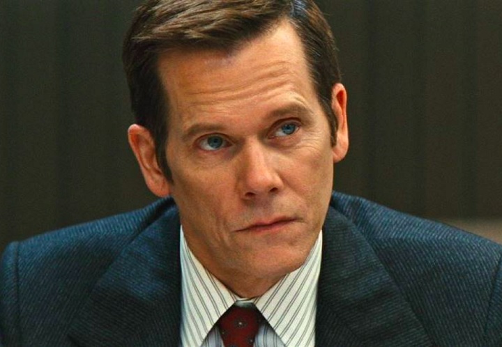 Kevin Bacon - É conhecido por seu papel no filme Footloose, onde interpreta Ren McCormack, um jovem que se muda para uma cidade onde a dança é proibida. No filme, mostrou suas habilidades de dança em diversas cenas icônicas, embora tenha revelado que usou dublê em algumas delas.