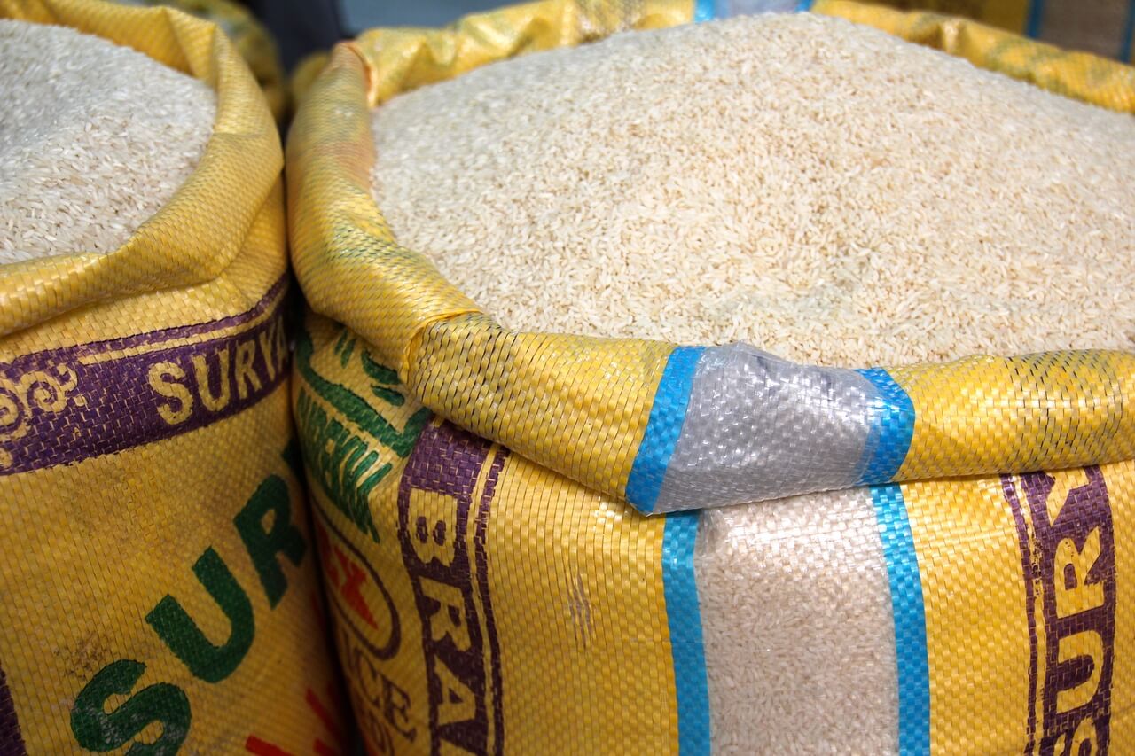  seguida pela Índia com 23%, Indonésia e Bangladesh. Nesses países a agricultura do arroz é vital.