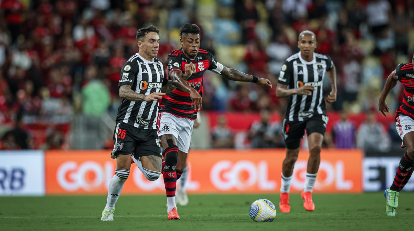 Flamengo e Atlético-MG se enfrentam hoje, 27, pelo Brasileirão. 