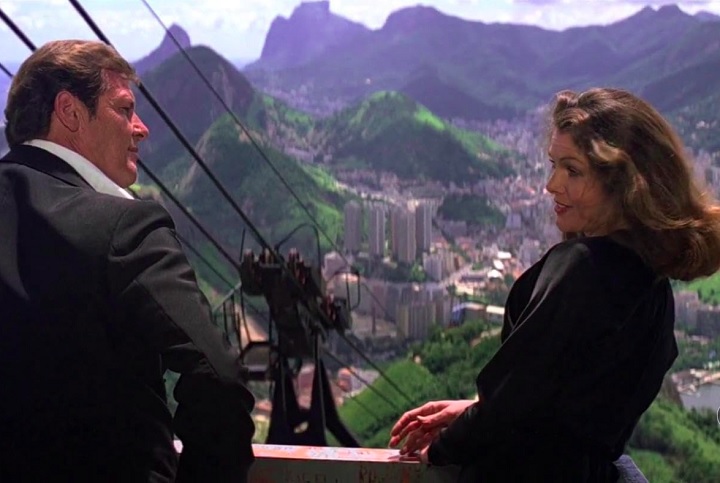 007 Contra o Foguete da Morte (1979): Com Roger Moore no papel principal, o agente secreto britânico enfrenta perigos no Rio de Janeiro, com o Cristo Redentor como testemunha de suas acrobacias.