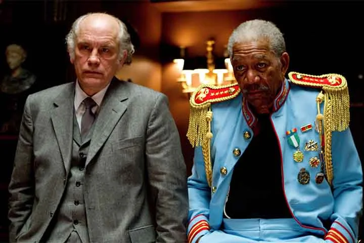 “Queime Depois de Ler”, comédia de 2008 dos Irmãos Coen, “A Troca”, com Angelina Jolie e direção de Clin Eastwood em 2008, Red - Aposentados e Perigosos, com Bruce Willis e Morgan Freeman em 2010, e “Bird Box”, sucesso da Netflix de 2018, são exemplos de outros filmes em que Malkovich atuou.
