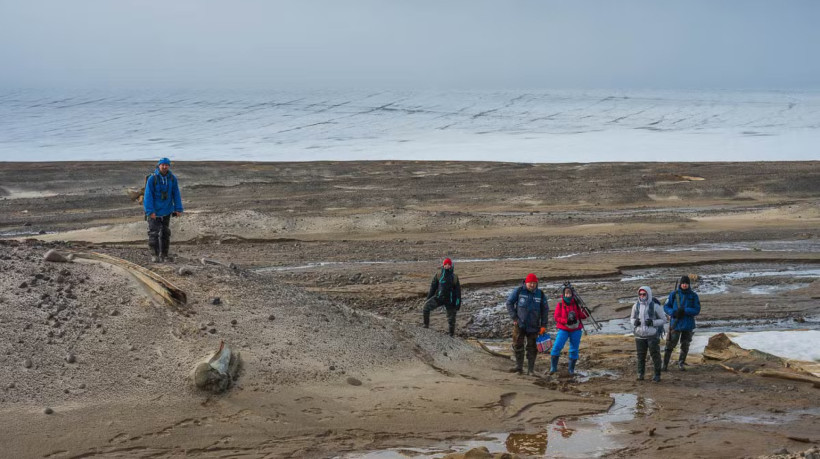 Cientistas a bordo da expedição no Ártico